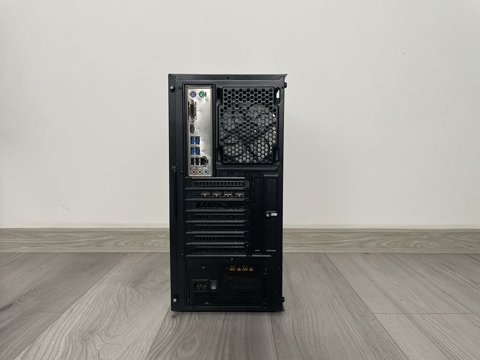 Komputer Gamingowy R5 3600 | RX 6600 | 16GB DDR4 | SSD 512GB | ARGB