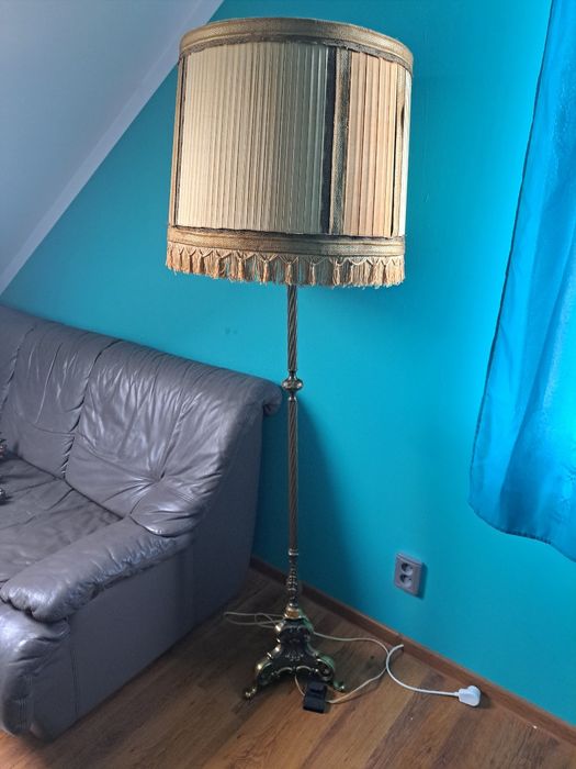 Lampa mosieżna podlogowa