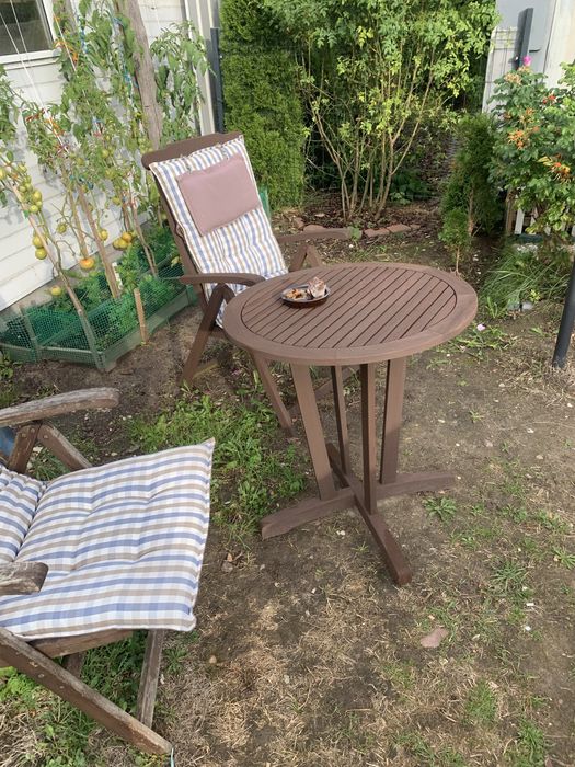 Stol ogrodowy lub na balkon  drzewo tik 2 kezesla