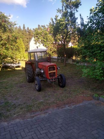 Traktor Ursus C360  z osprzętem.