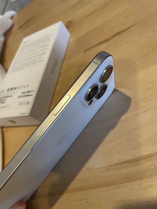 iPhone 15 pro max 256GB білий