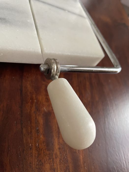 Vintage marmurowa gilotyna kuchenna do sera