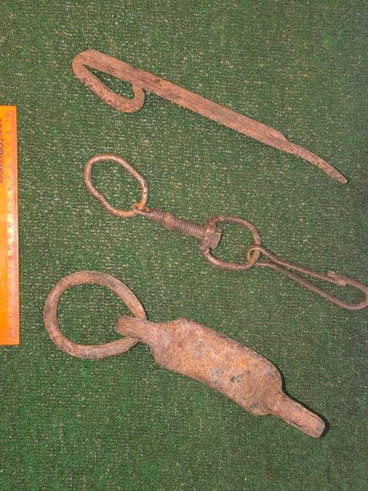 Продам кованние детали  часів срср бу за все 100 грн.