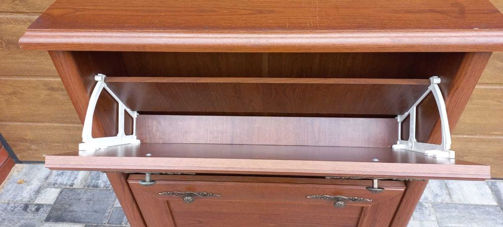 Szafka na buty - elegancka, stylowa