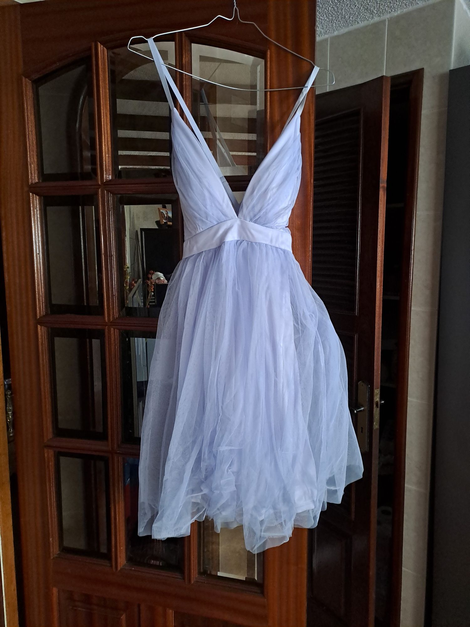 Vestido novo com etiquetas