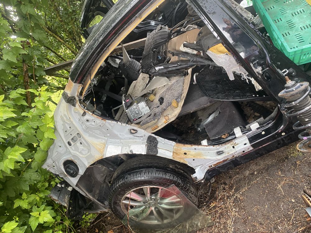 Infiniti q50 karoseria dach blotnik ceiartka podluznica