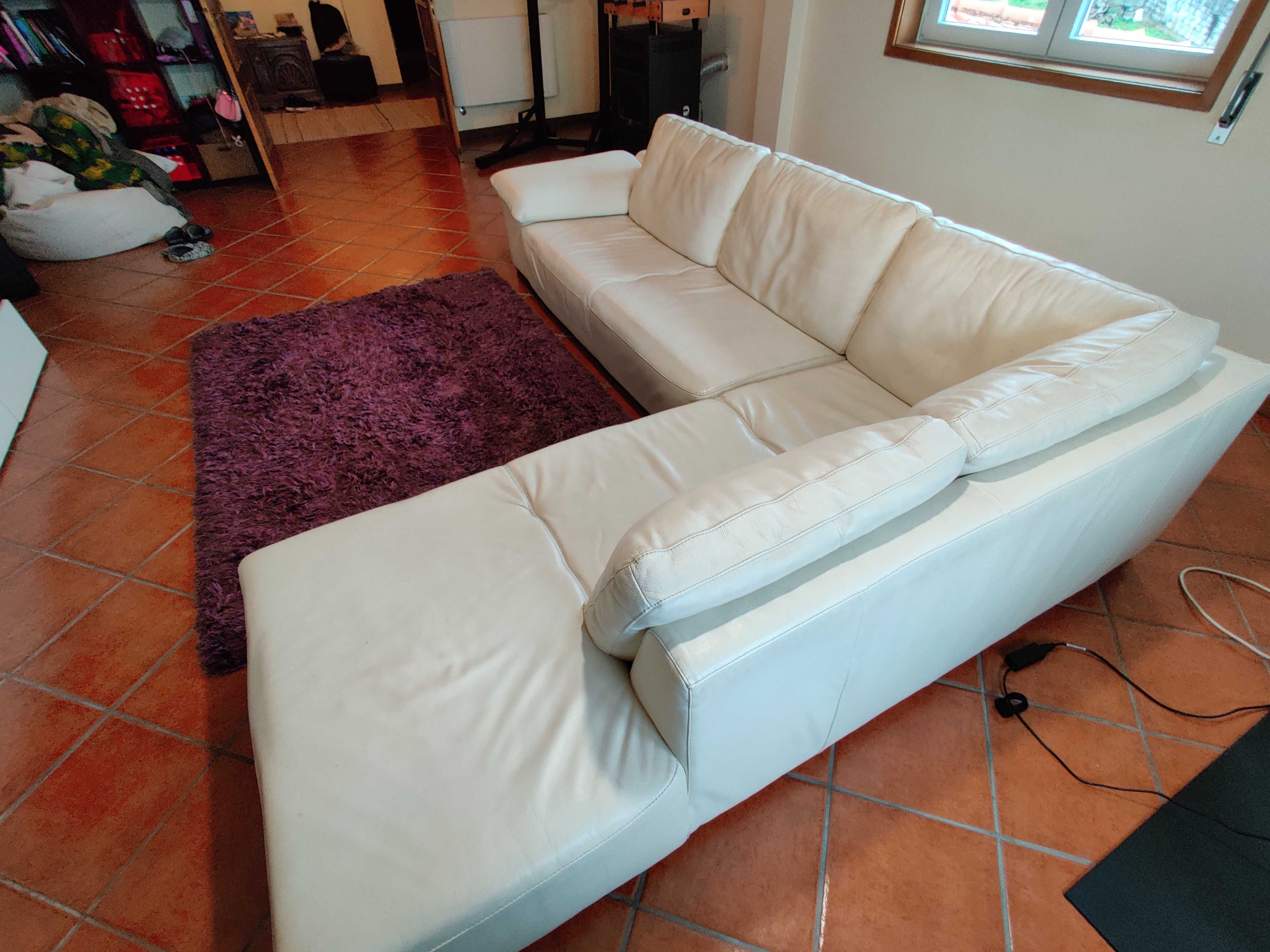 Sofá branco em pele + chaise longue - Aquinos