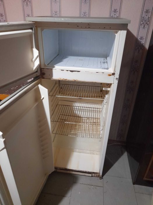 ХОЛОДИЛЬНИК ДОНБАСС-214 (Требуется замена реле)