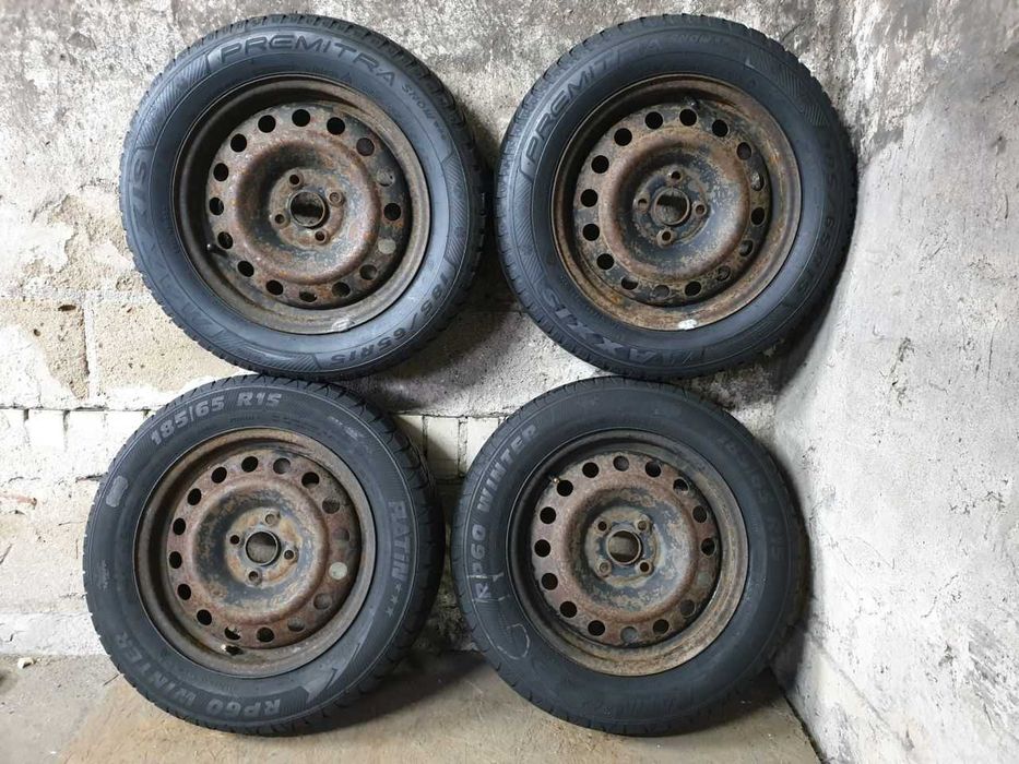 Felgi stalowe koła Kia Rio R15 4x100 ET 36 opony zimowe 185/65R15