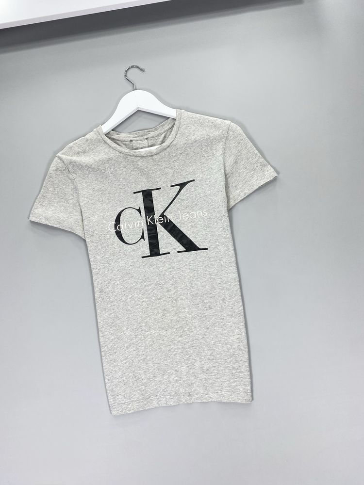 Футболка Calvin Klein big logo