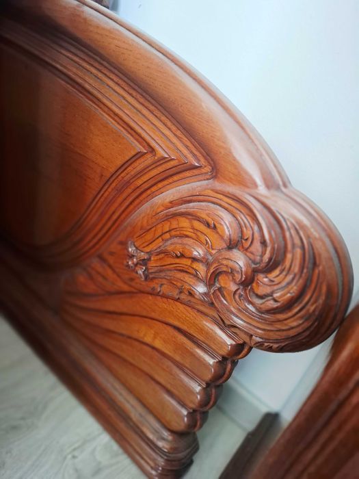 Quarto de casal completo em bom estado