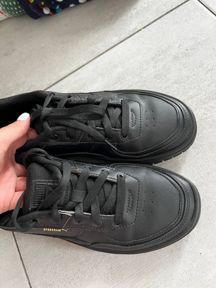 Кросівки Puma женские кроссовки