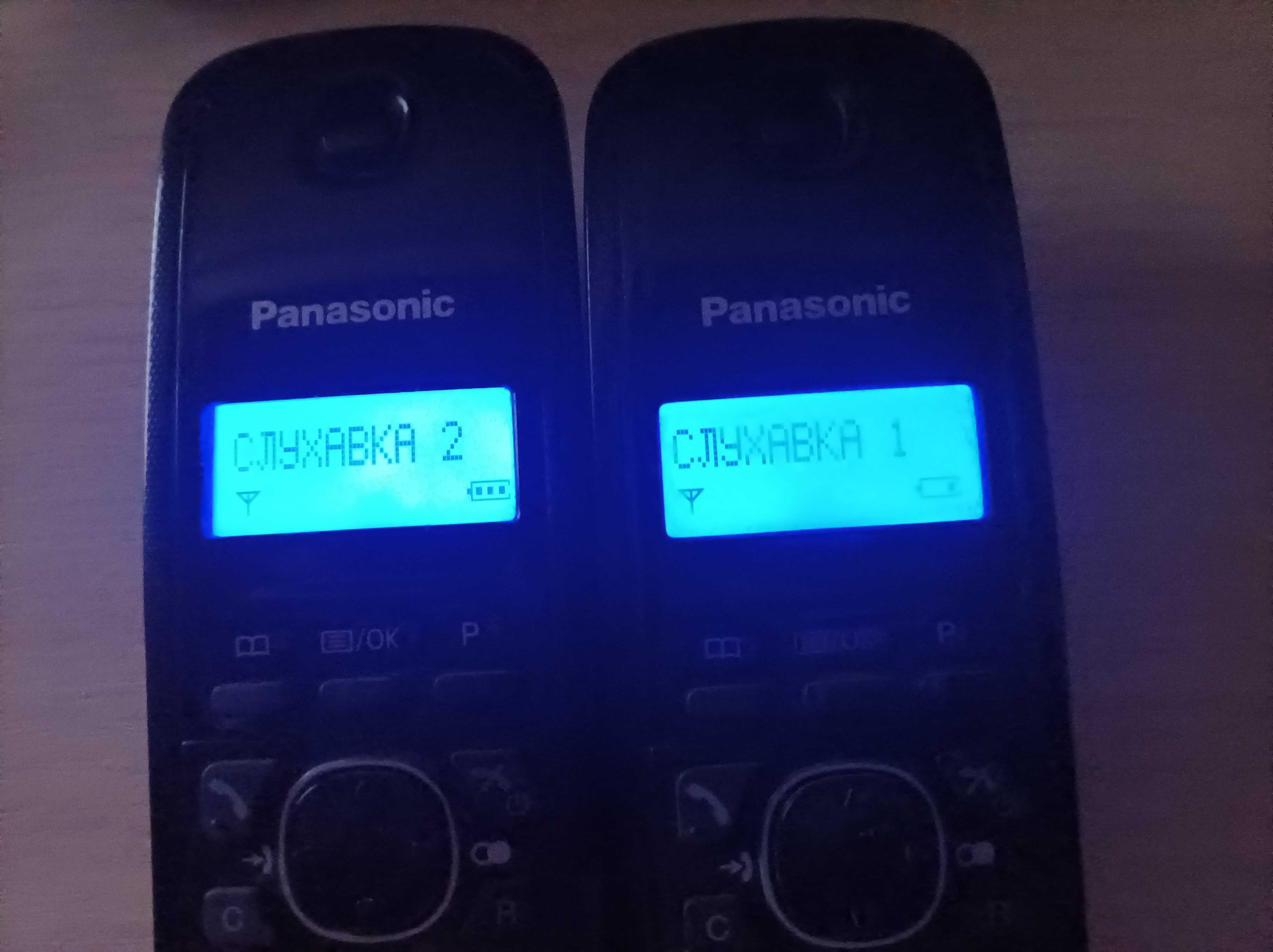 Телефон DECT PANASONIC KX-TG1611UA с двумя трубками.