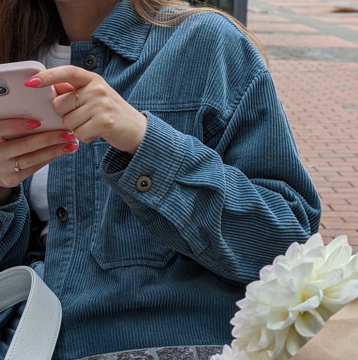 Куртка жіноча Zara вельветова (розмір S)