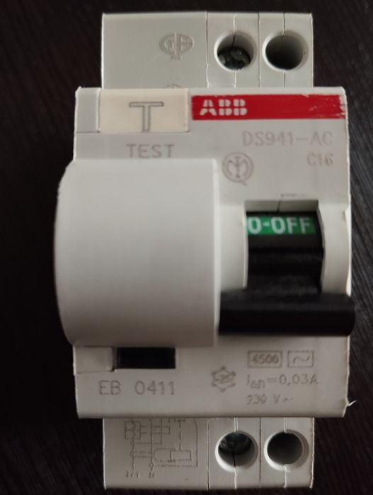 Диф автомат ABB201LC20A30..АВВ DS941-AC C16