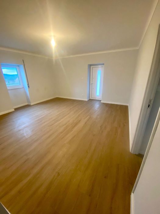 Andar Moradia T3 totalmente redomelado