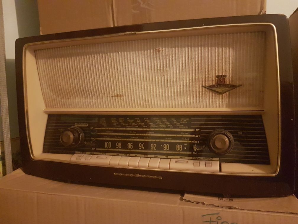 Rádio Antigo