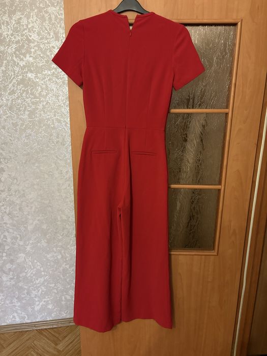 Жіночий червоний комбенізон Massimo dutti