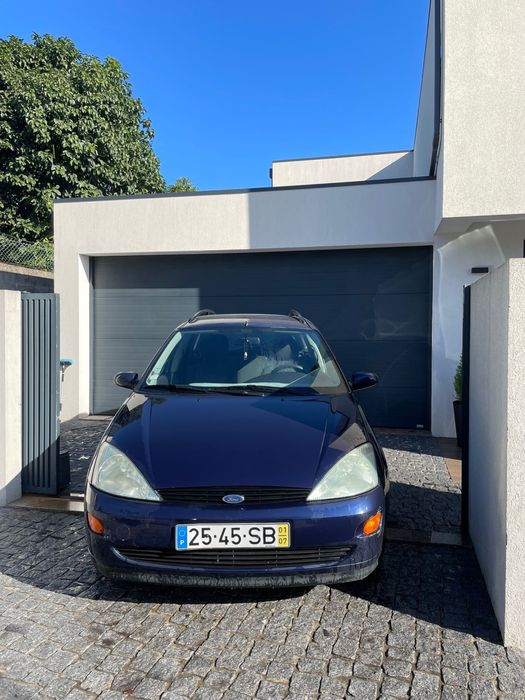 ford focus 1.4 (2001)