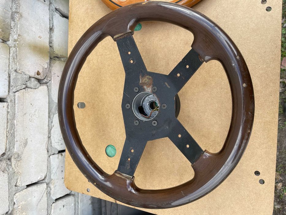 руль ваз 2105 классика 2103/2101 дерево