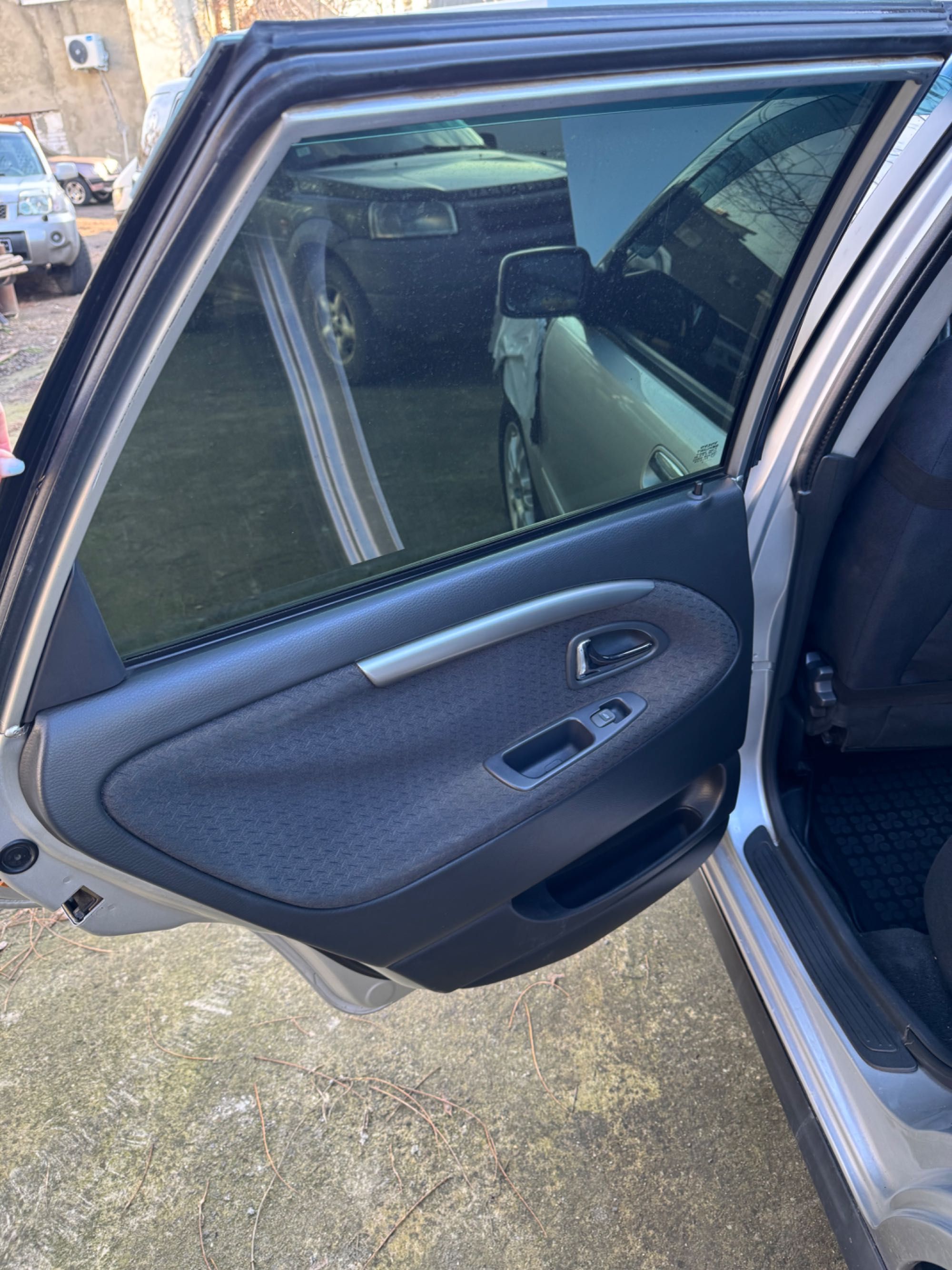 В разборе VOLVO V40 ВОЛВО В40