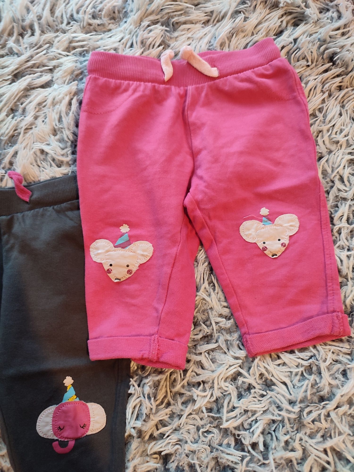 Dresowe spodnie dla dziewczynki 62-68
