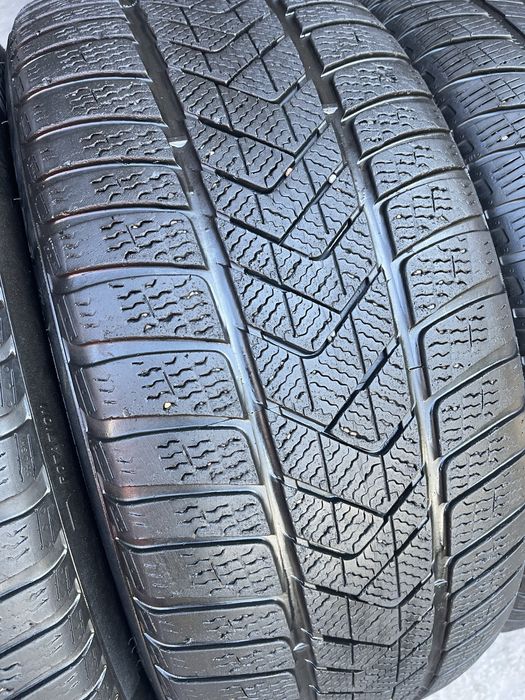Шини зимові R20 305 40 275 45 Pirelli RFT Склад Осокорки