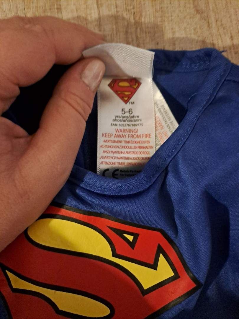 Strój Superman kostium 110 116 przebranie karnawałowe