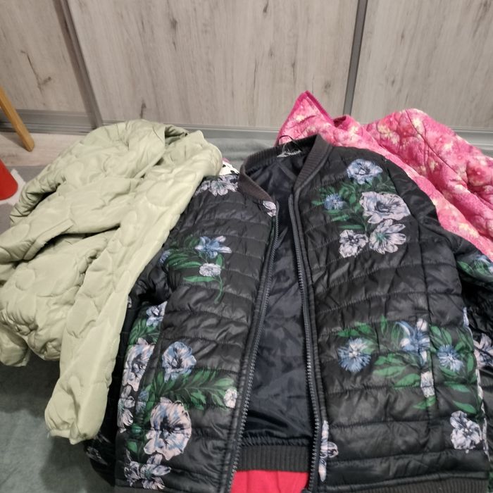 Duża paka ubrana 150 sztuk dla dziewczynki