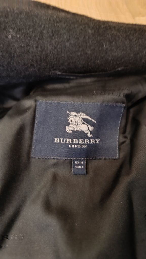 Пальто Burberry жіноче