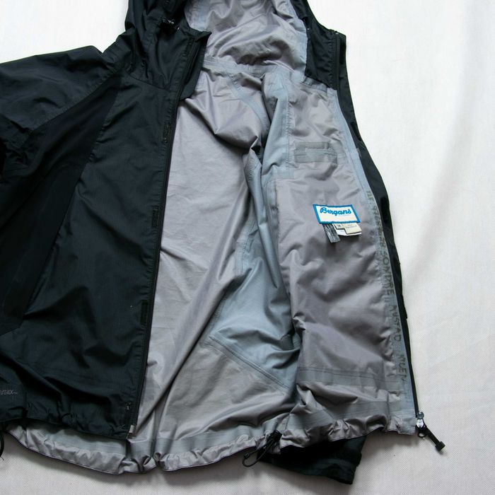 Bergans Superlett 2 Dermizax kurtka trekkingowa membranowa M