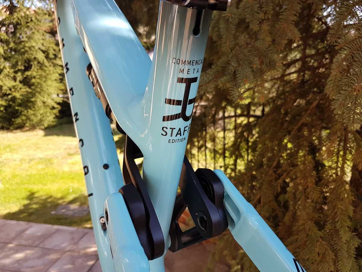 rama Commencal META TR V4, Staff Edition, rozmiar M