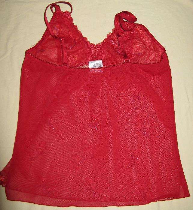 Koronkowa sexi koszulka czerwona rozmiar M/L; 38/40
