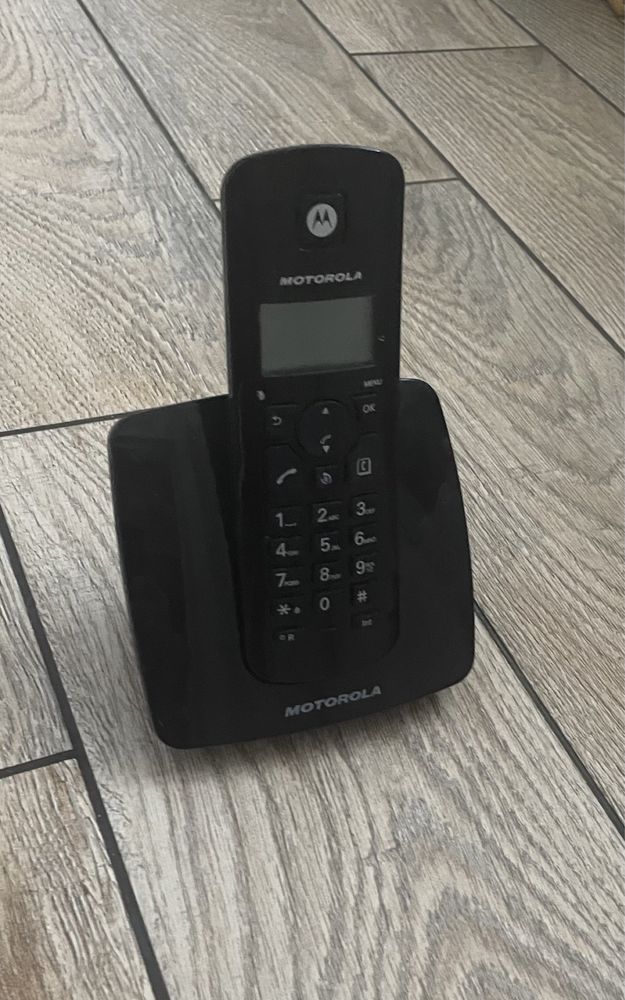 Радіотелефон Motorola C401E