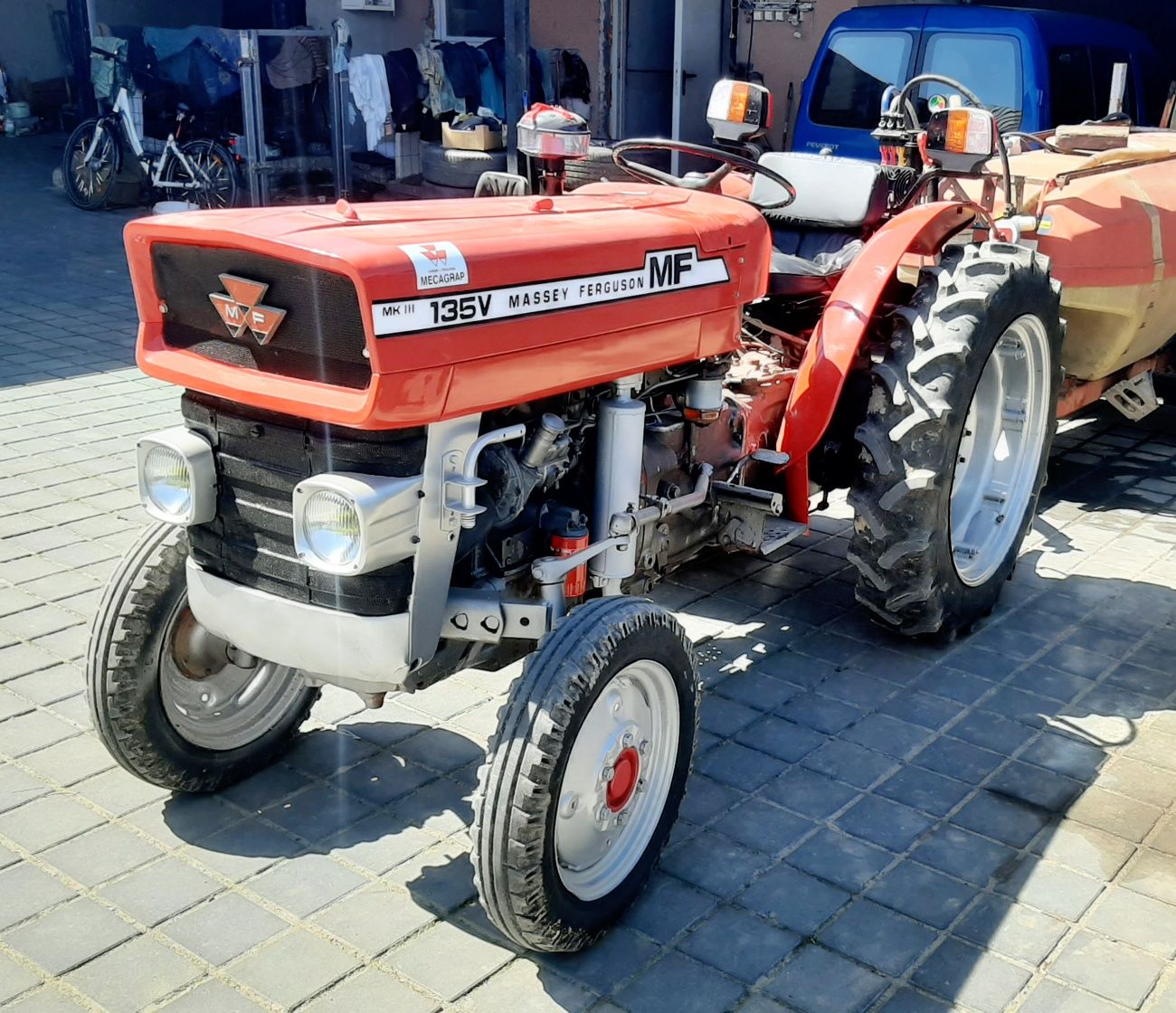 Sadowniczy sadownik Massey Ferguson 135 V MK III - gruby most