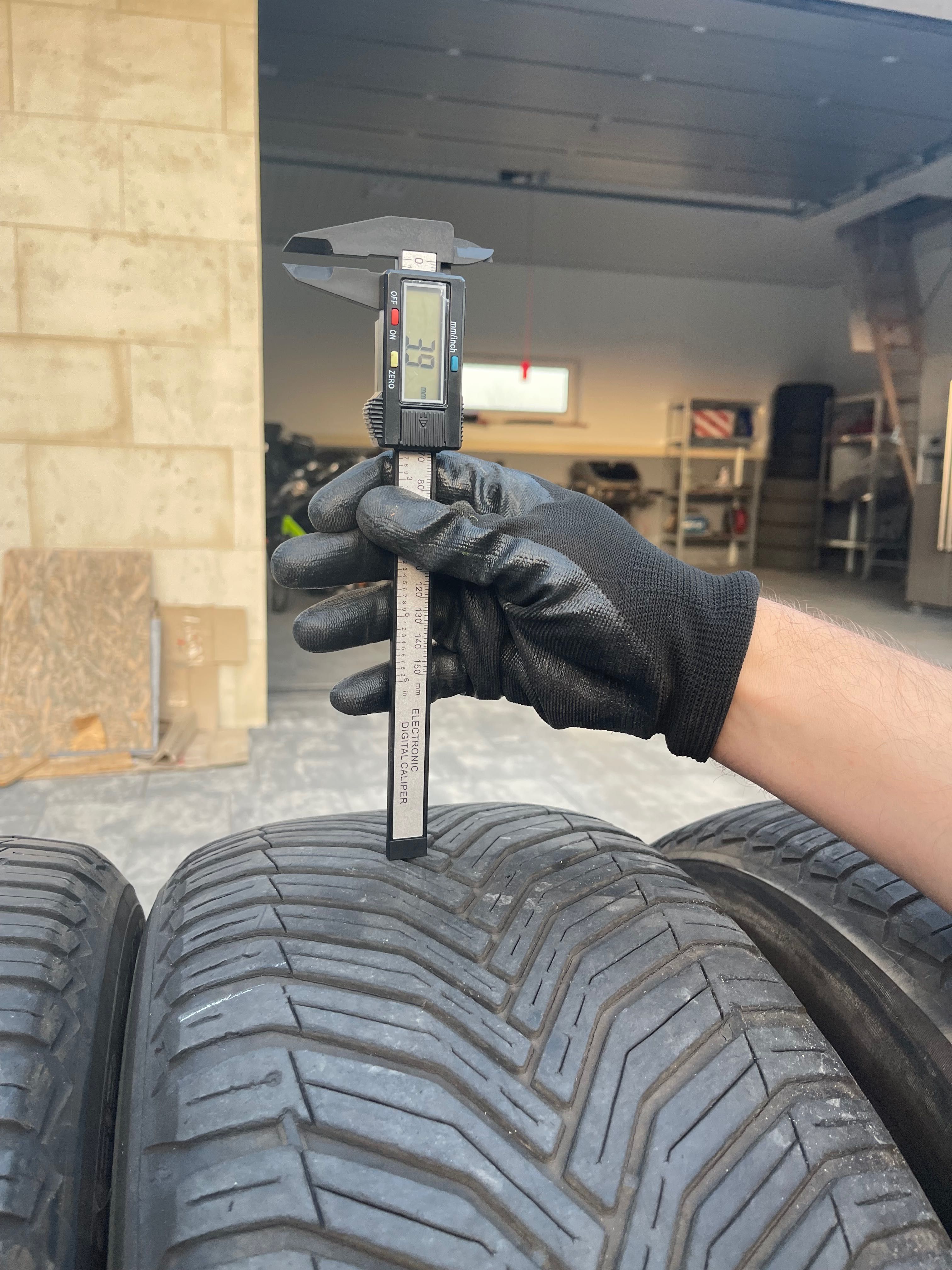 Всесезонна резина Michelin 225/55 R 18