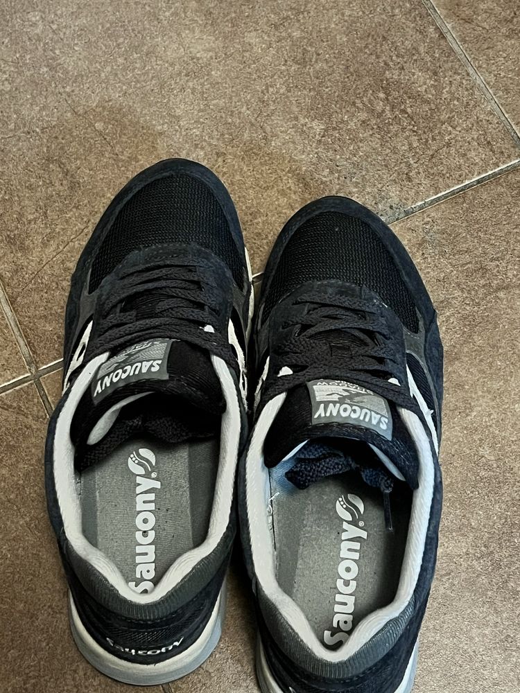 Чоловічі кросівки 44р.  Saucony Shadow 6000