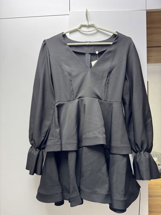 Чорна сукня