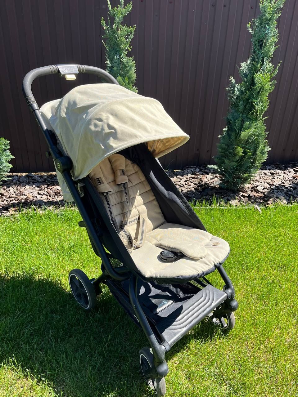 Cybex Eezy S Plus 2 Classic Beige Коляска прогулянкова