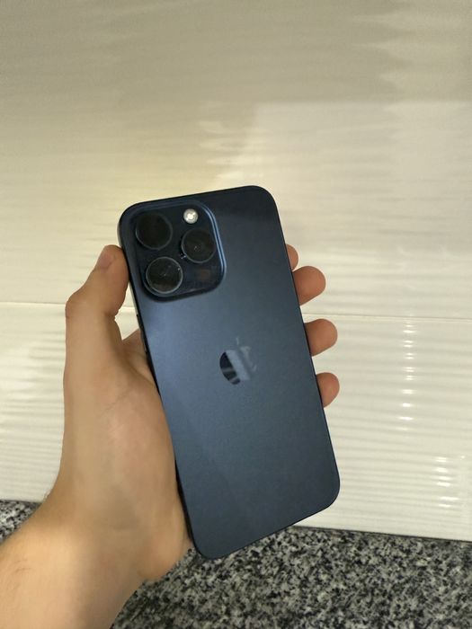 Iphone 15 pro max 256 gig e sim