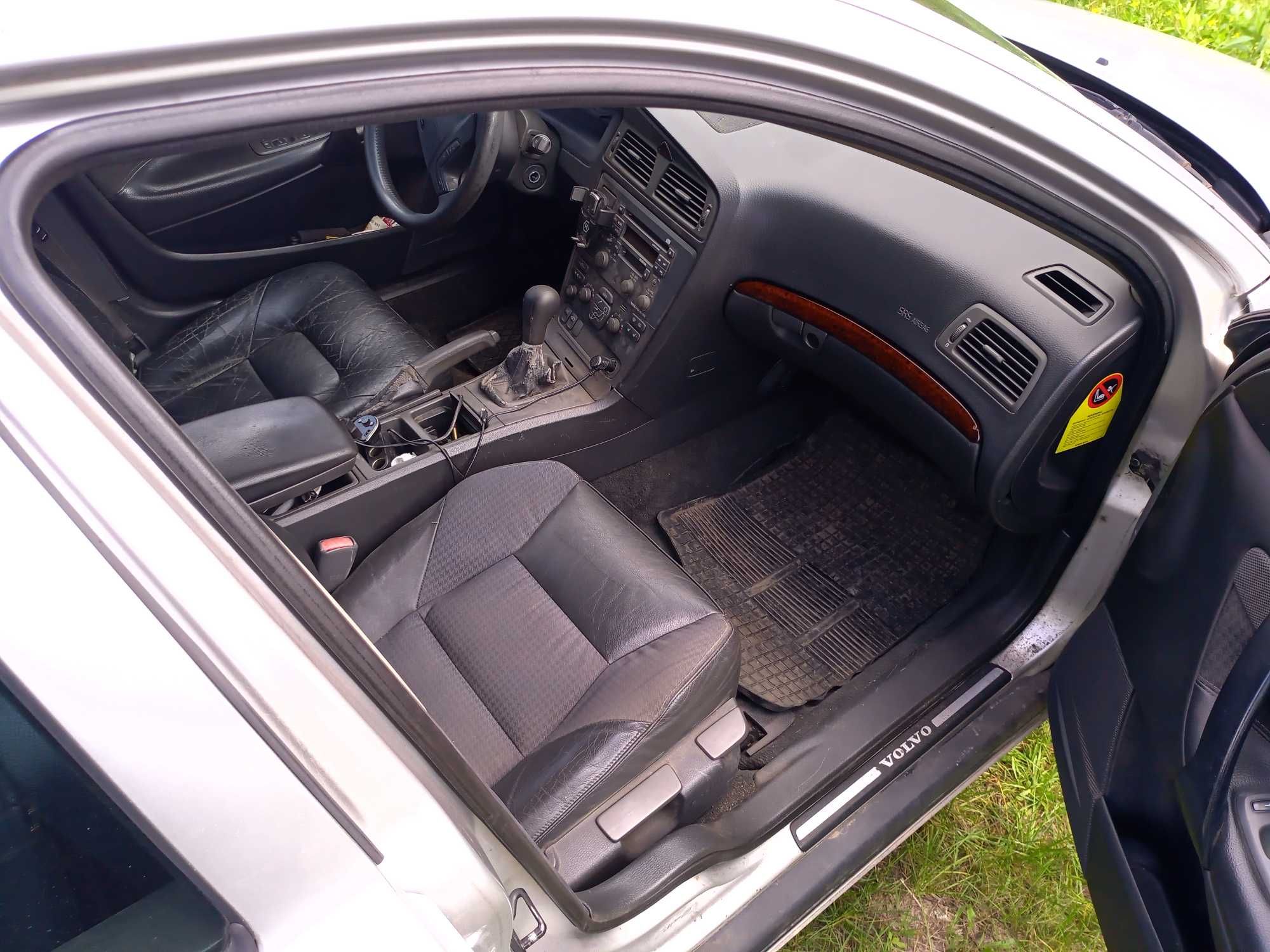Volvo v70 (2,4d 163km)
