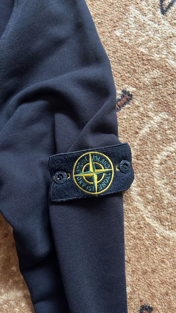 кофта stone island