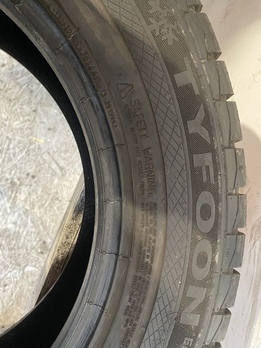 Opona pojedyncza 215/65/16c Tyfoon Winter Transport 3