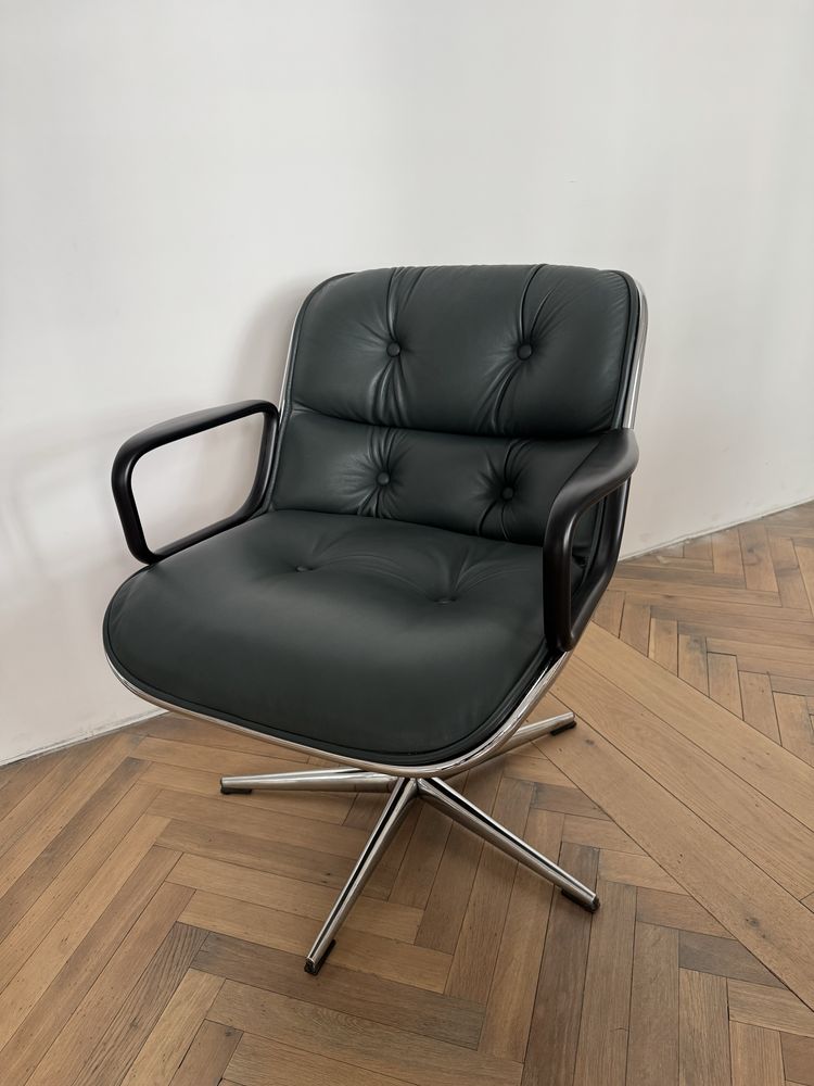 Fotel Knoll Charles Pollock executive chair, nie duński design