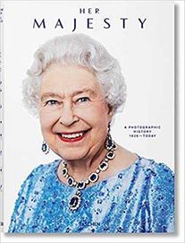 Her Majesty a Photographic History 1926-Today album królowa Elżbieta
