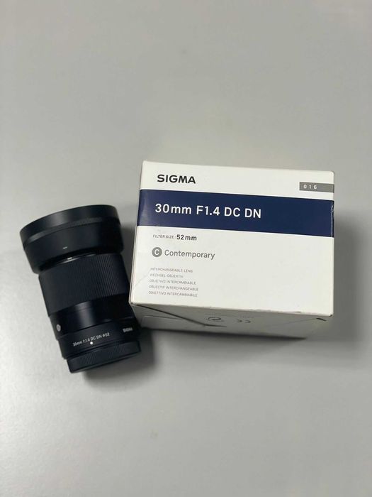 Fujifilm / Sigma 30mm 1.4 tudo caixa original pouco uso na caixa