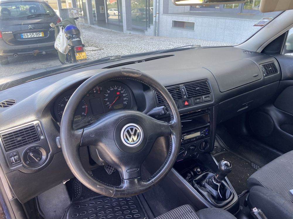 Golf 1.6 carrinha 99 azul