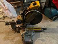 Торцовочна пилка Продам DeWalt DW 708-QS
