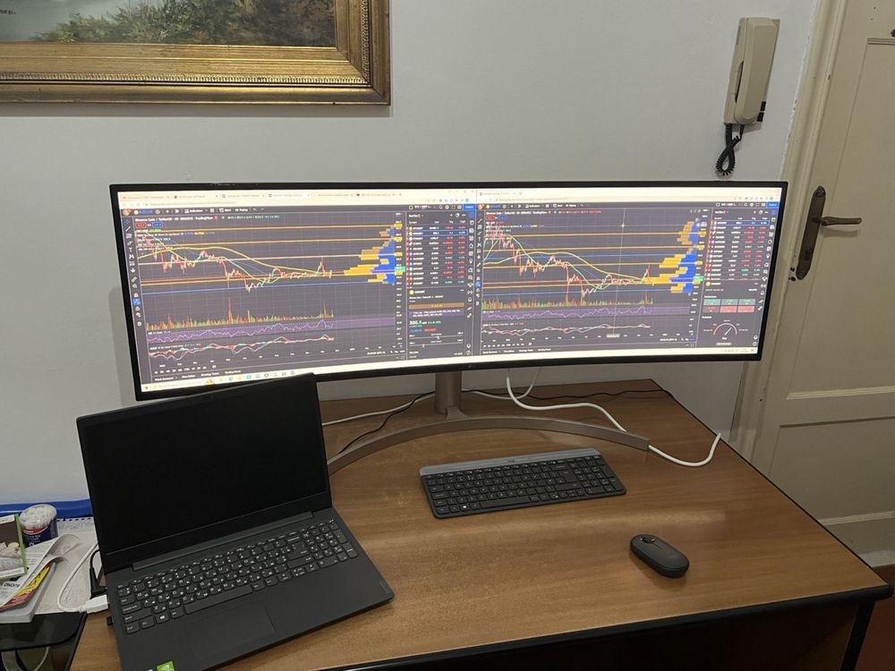 Ігровий монітор LG UltraWide Curved LED Monitor 49WL95C-WE 49