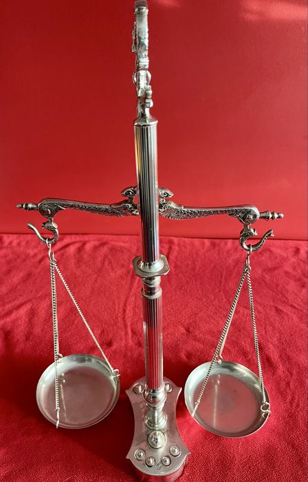 Balança decorativa em casquinha